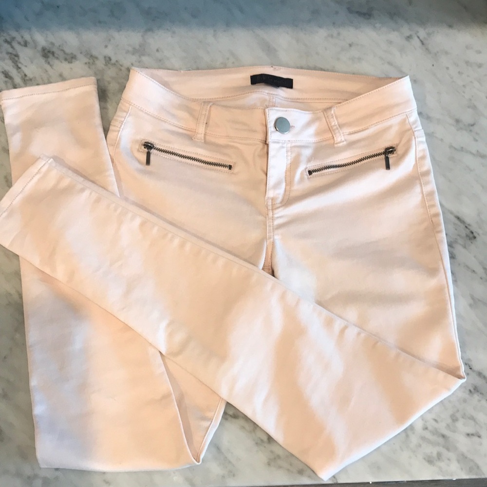 🌷 Blush pink skinny jeans
